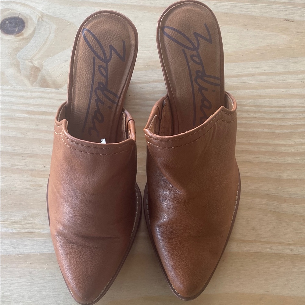 Zodiac Women's  Brown Leather Mules - Picture 15 of 16